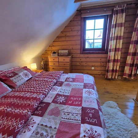 Holidayhouse Alzbetka بيت للعطل Važec